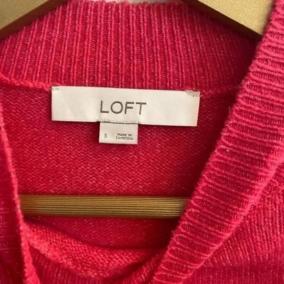 Loft Pink Barbie core wool Sweater - Picture 2 of 10